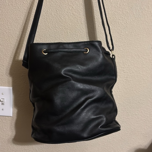 Atmosphere Leopard Print Shoulder Bag - Picture 7 of 7